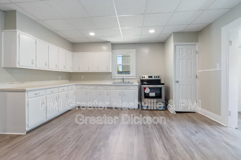 3 Bedroom, 2 Bathroom House Near Downtown Dickson! property image