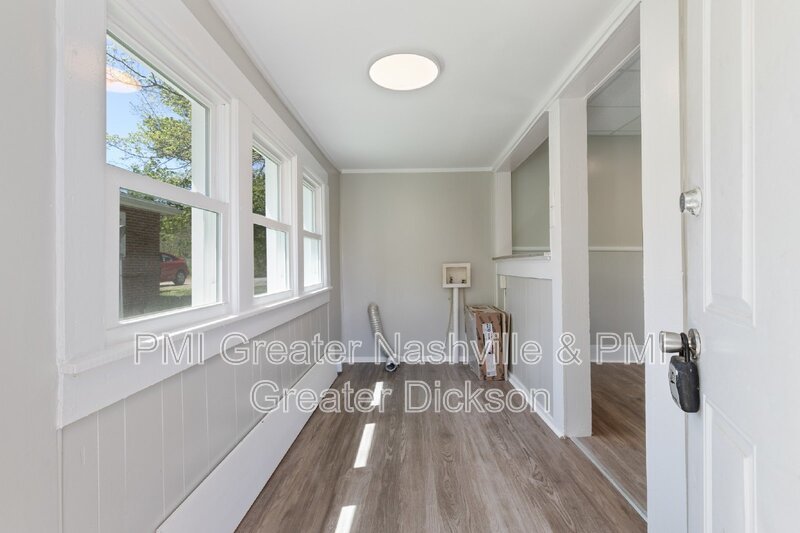 3 Bedroom, 2 Bathroom House Near Downtown Dickson! property image