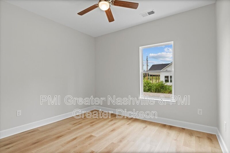 3 Bedroom 2 Bath in Dickson TN! property image