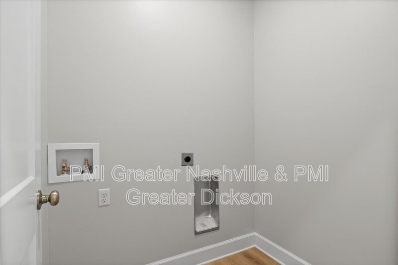 3 Bedroom 2 Bath in Dickson TN! property image