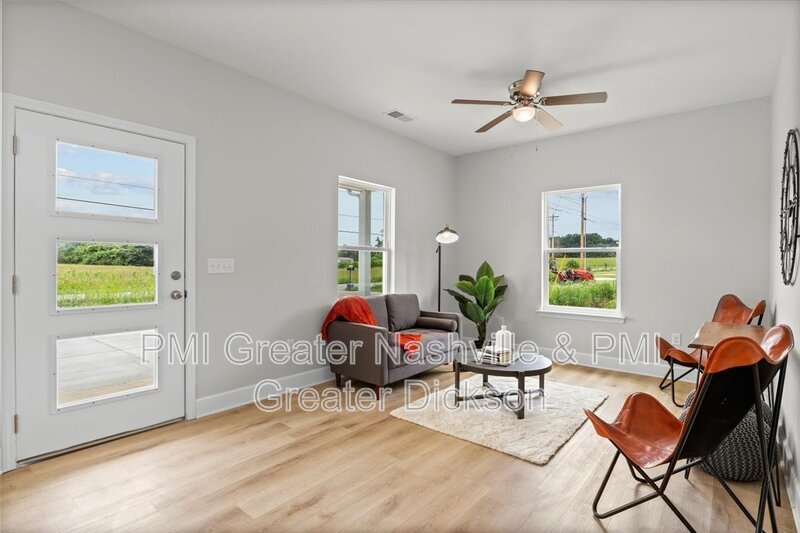 3 Bedroom 2 Bath in Dickson TN! property image