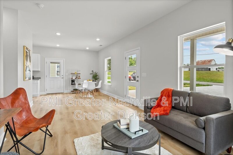 3 Bedroom 2 Bath in Dickson TN! property image