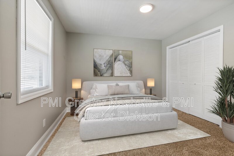 2 Bedroom/1 Bathroom Apartment in Downtown Dickson! property image