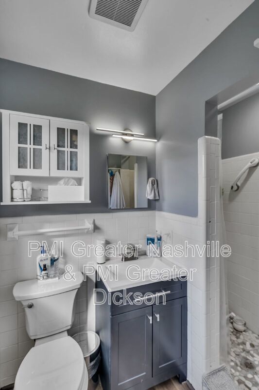 Stunning 3-Bedroom, 2-Bath Ranch-Style Home! property image