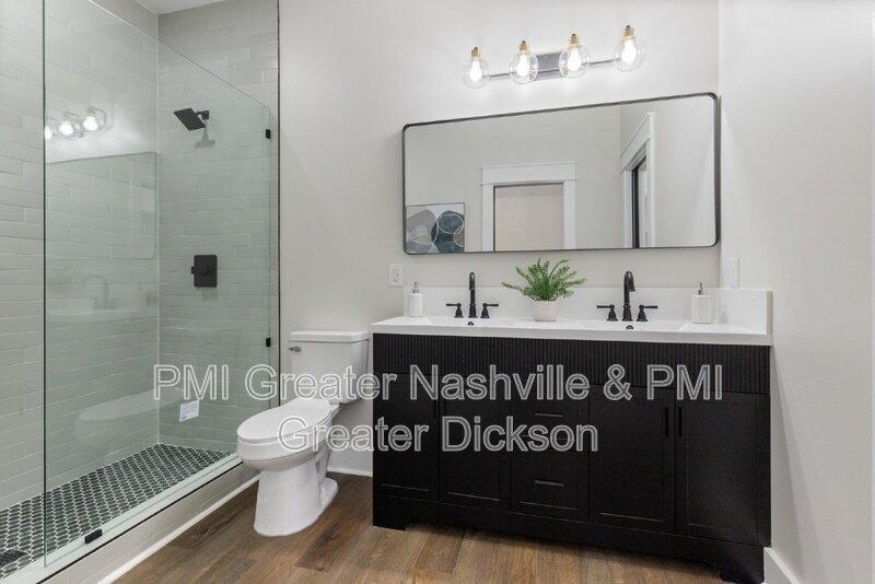 Charming 3-Bedroom Home with 2 Full Baths in the Heart of Dickson! property image