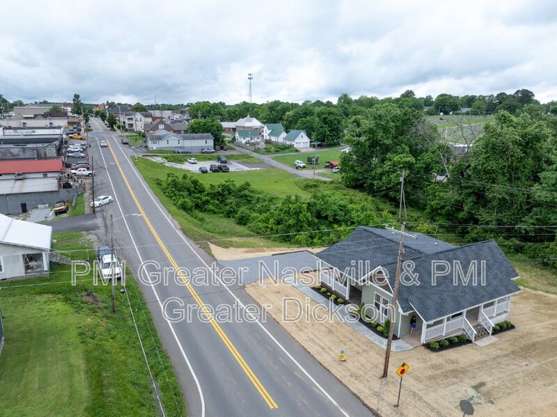 Charming 3-Bedroom Home with 2 Full Baths in the Heart of Dickson! property image