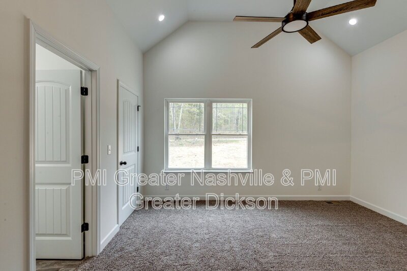 Newer Home in Country Setting property image