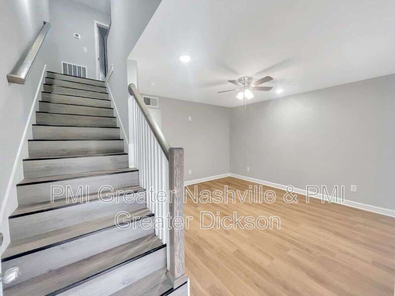 2 Bedroom 1.5 Bathroom Townhome in Dickson! property image