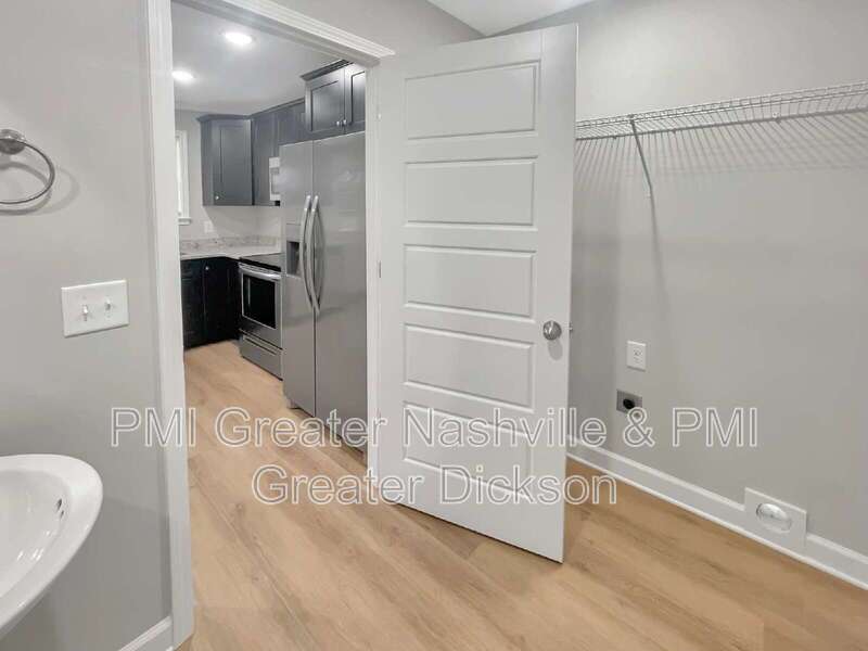 2 Bedroom 1.5 Bathroom Townhome in Dickson! property image