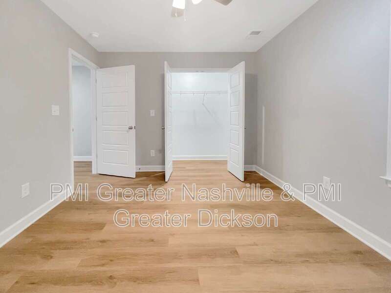 2 Bedroom 1.5 Bathroom Townhome in Dickson! property image