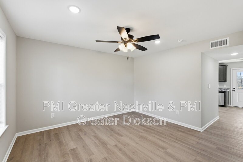 2 Bedroom 1.5 Bathroom Townhome in Dickson! property image