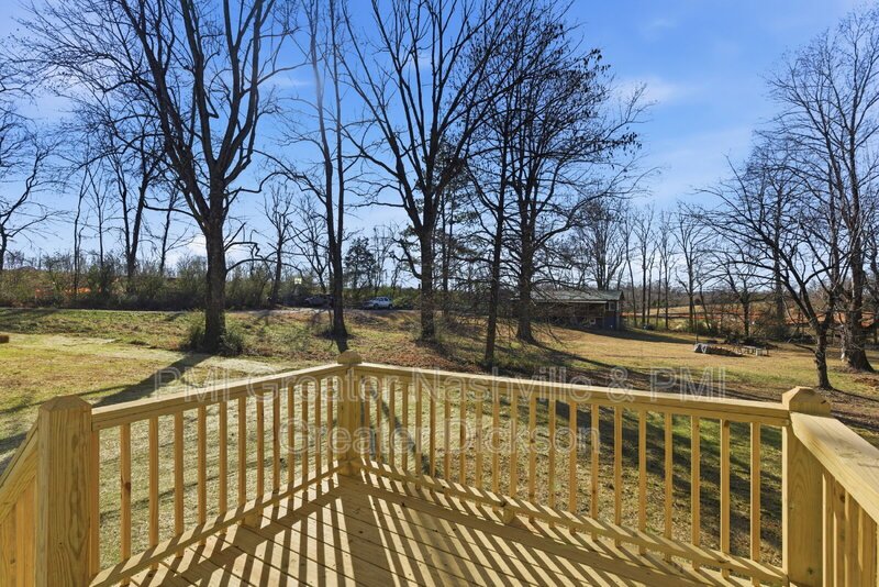 2 Bedroom 1.5 Bathroom Townhome in Dickson! property image