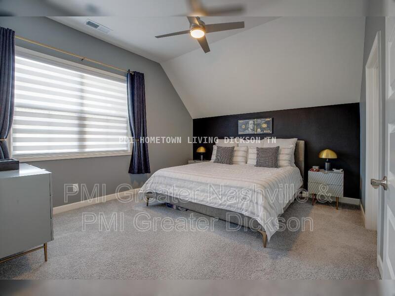 Spacious 4-Bedroom, Three-Story Home for Rent in the Heart of Bellevue property image