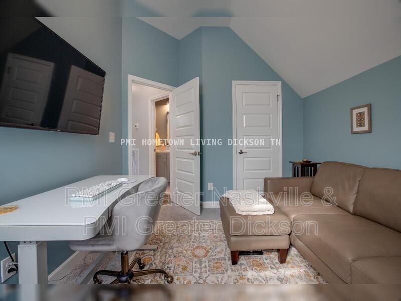 Spacious 4-Bedroom, Three-Story Home for Rent in the Heart of Bellevue property image